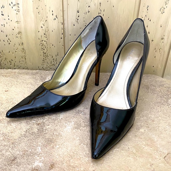 Aldo black high heeled shoes